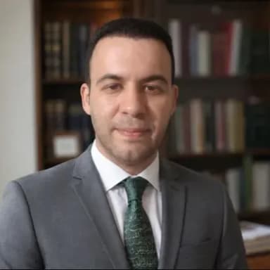 شایان داورزنی